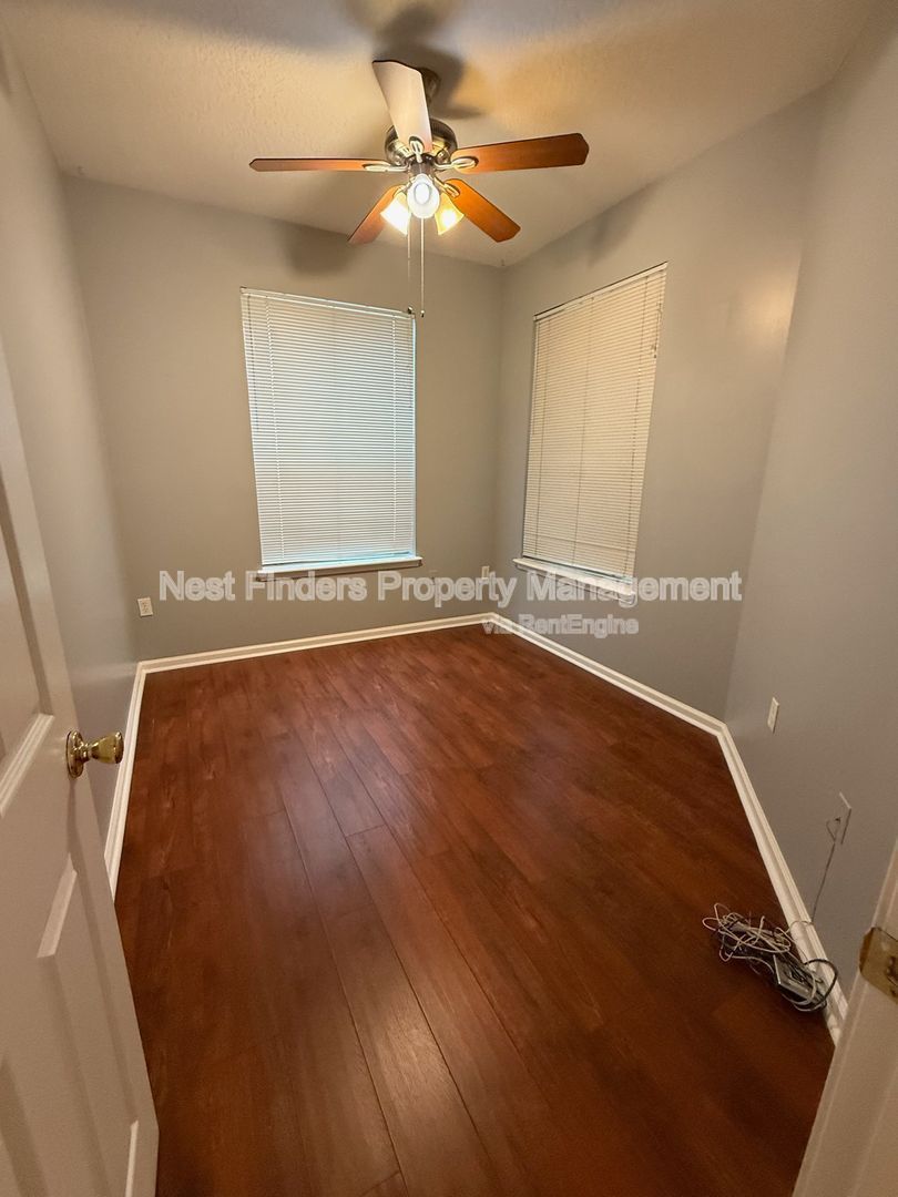 Gallery Image 8