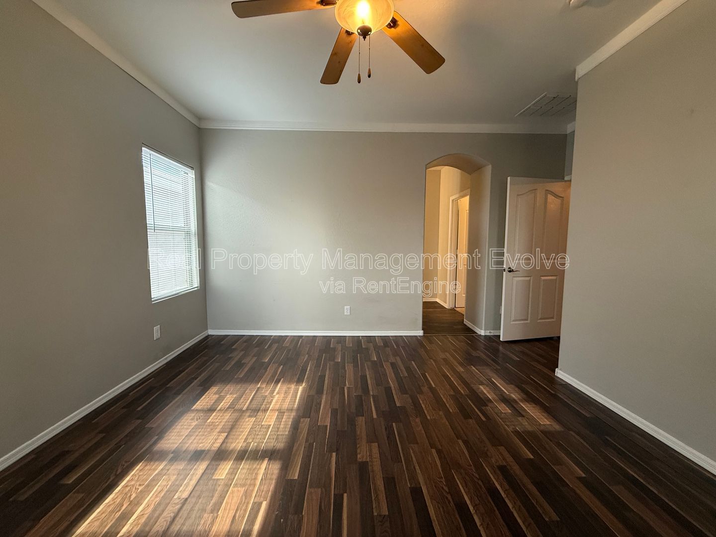 Gallery Image 17