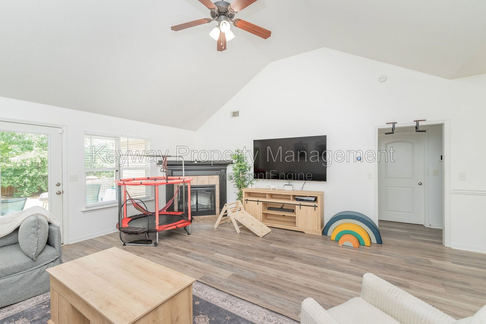 Gallery Image 9