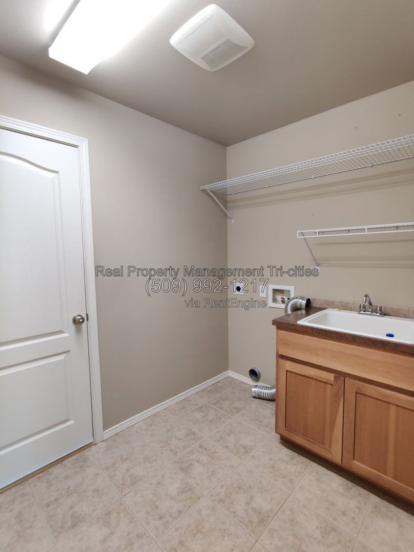 Gallery Image 30