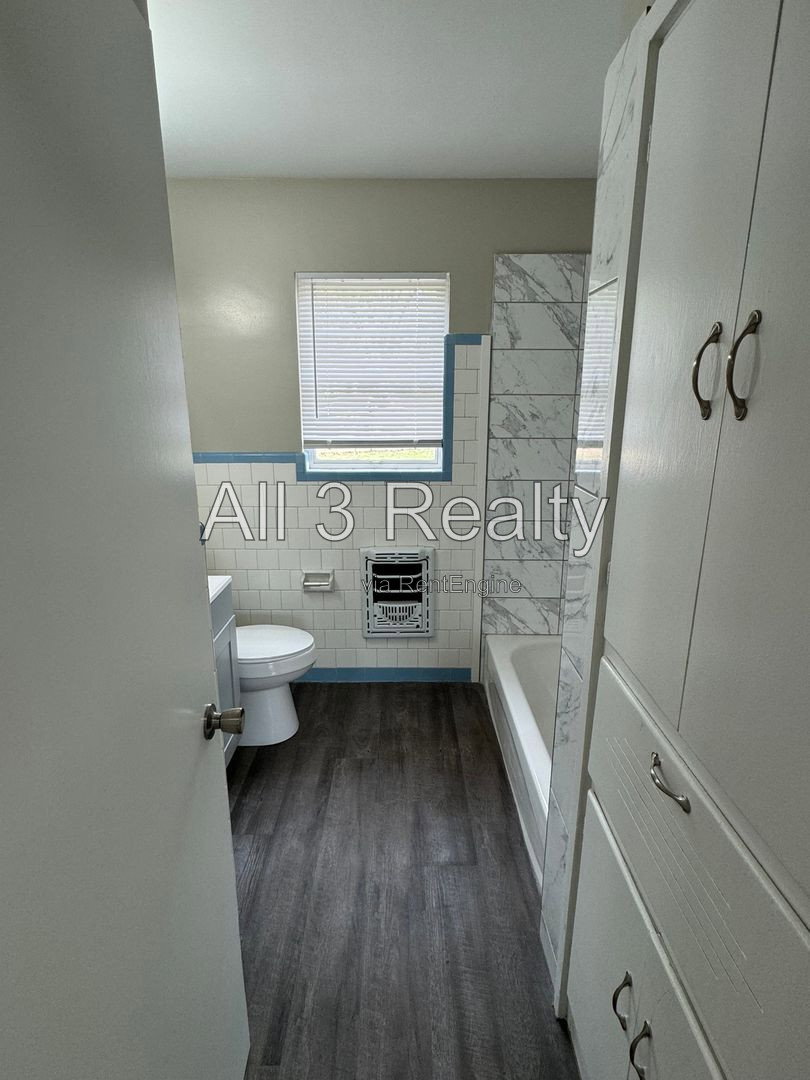 Gallery Image 16
