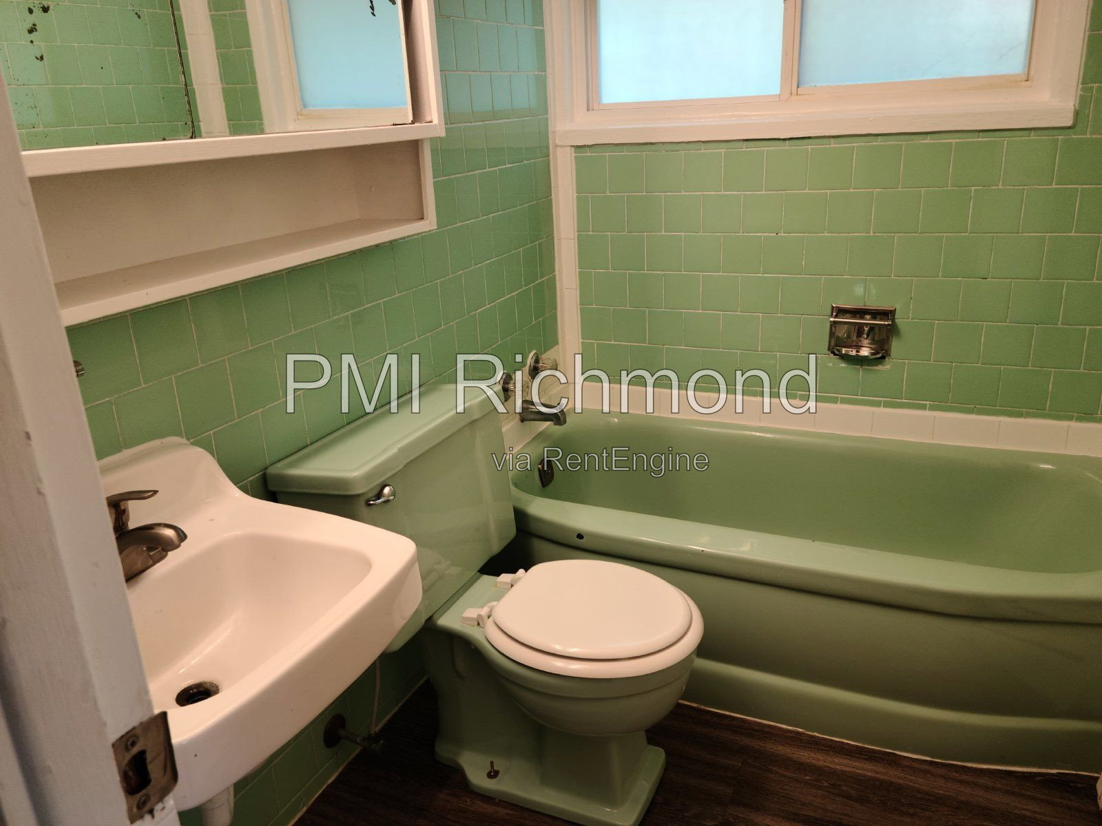 Gallery Image 17