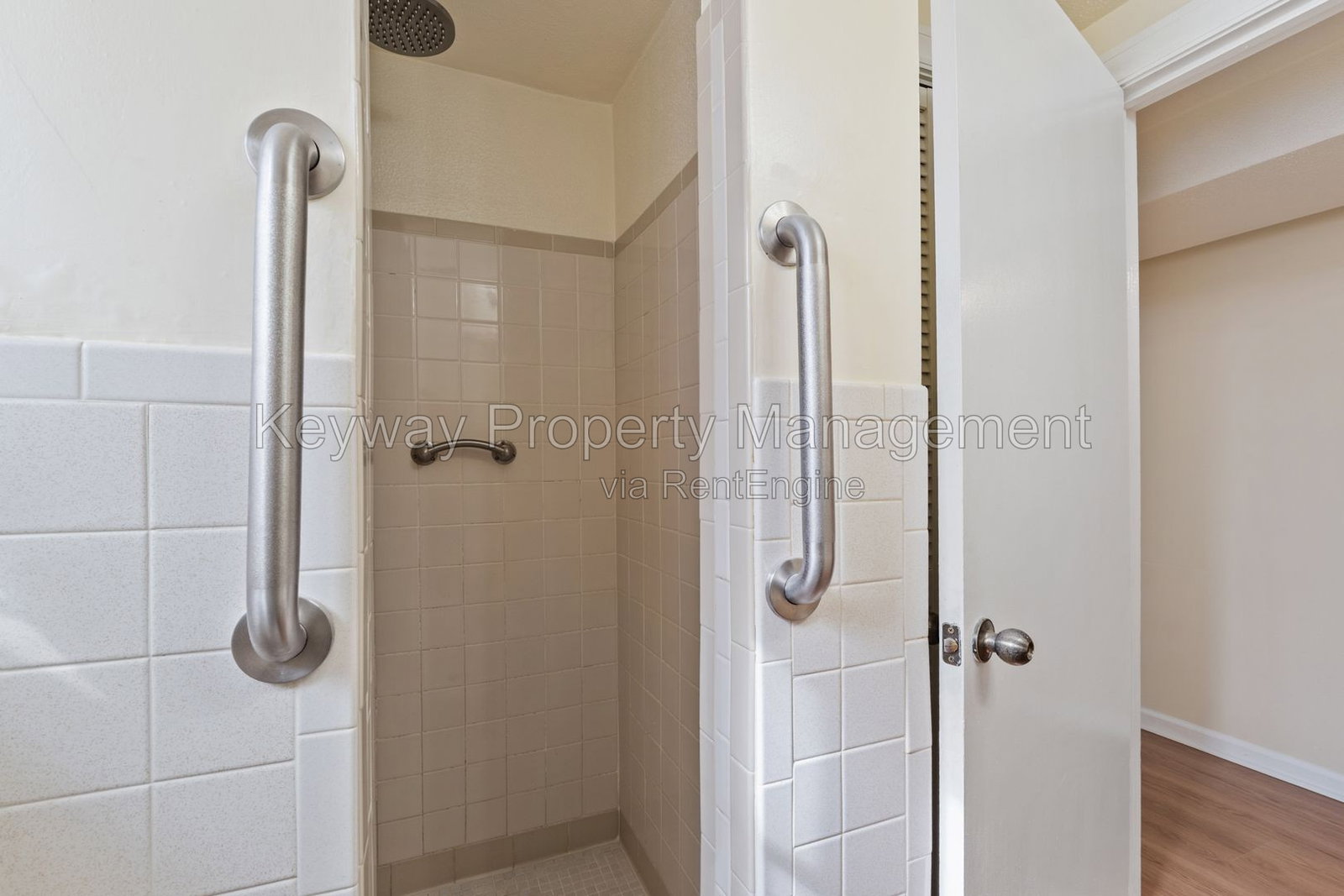 Gallery Image 18