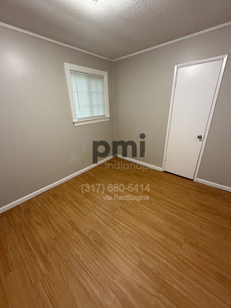 Gallery Image 15