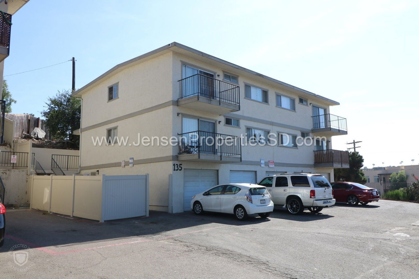 Gallery Image 0