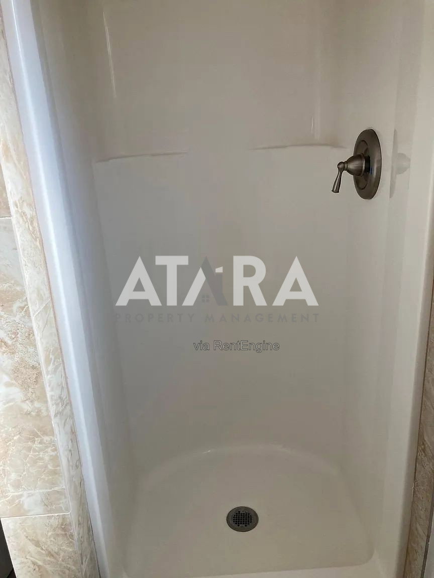 Gallery Image 18