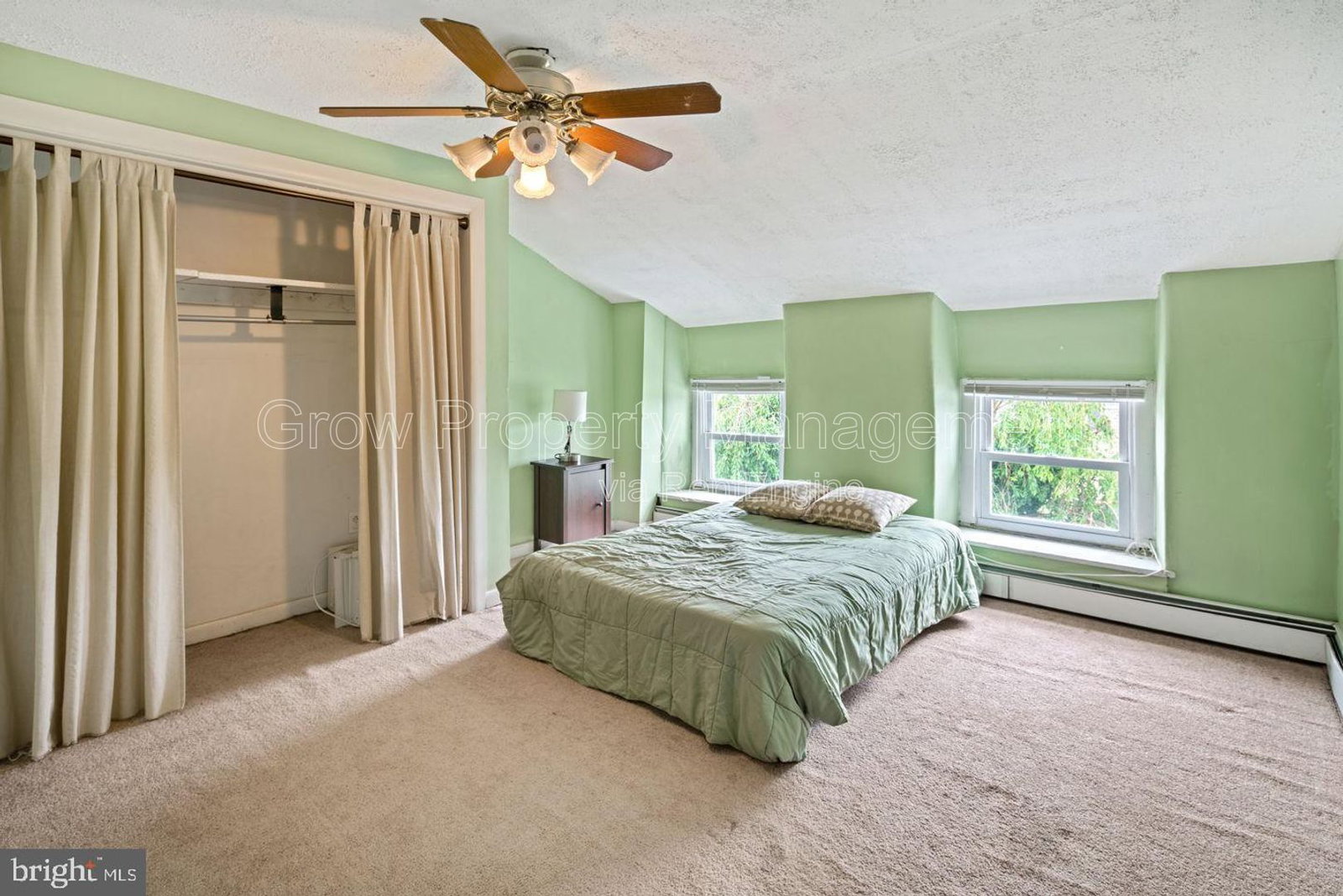Gallery Image 16