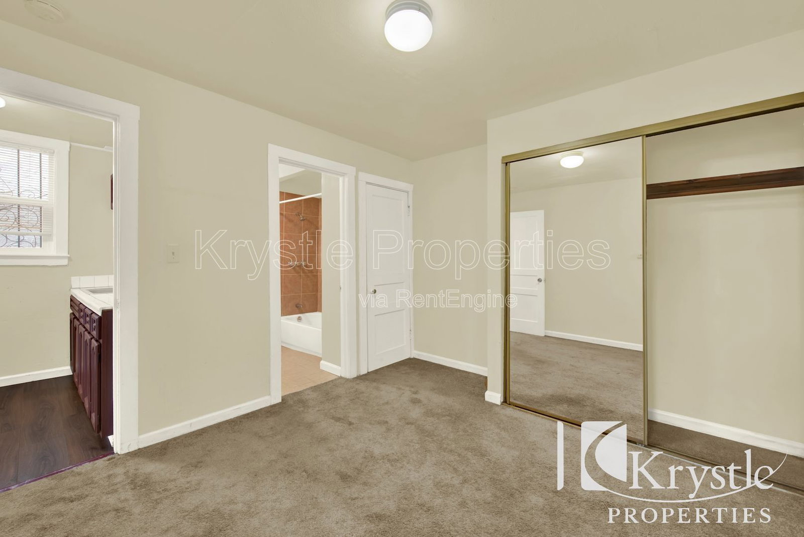 Gallery Image 15
