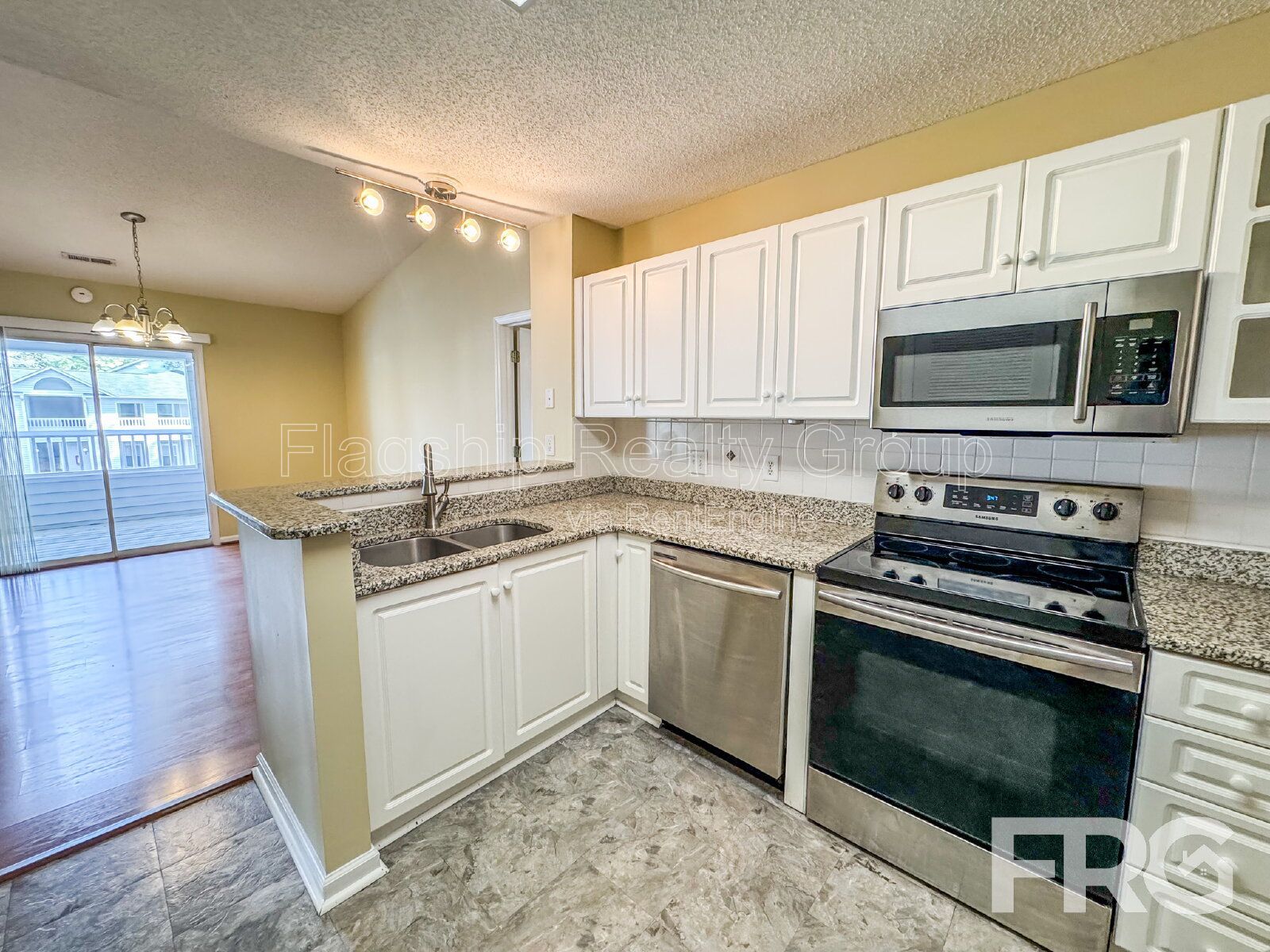 Gallery Image 17