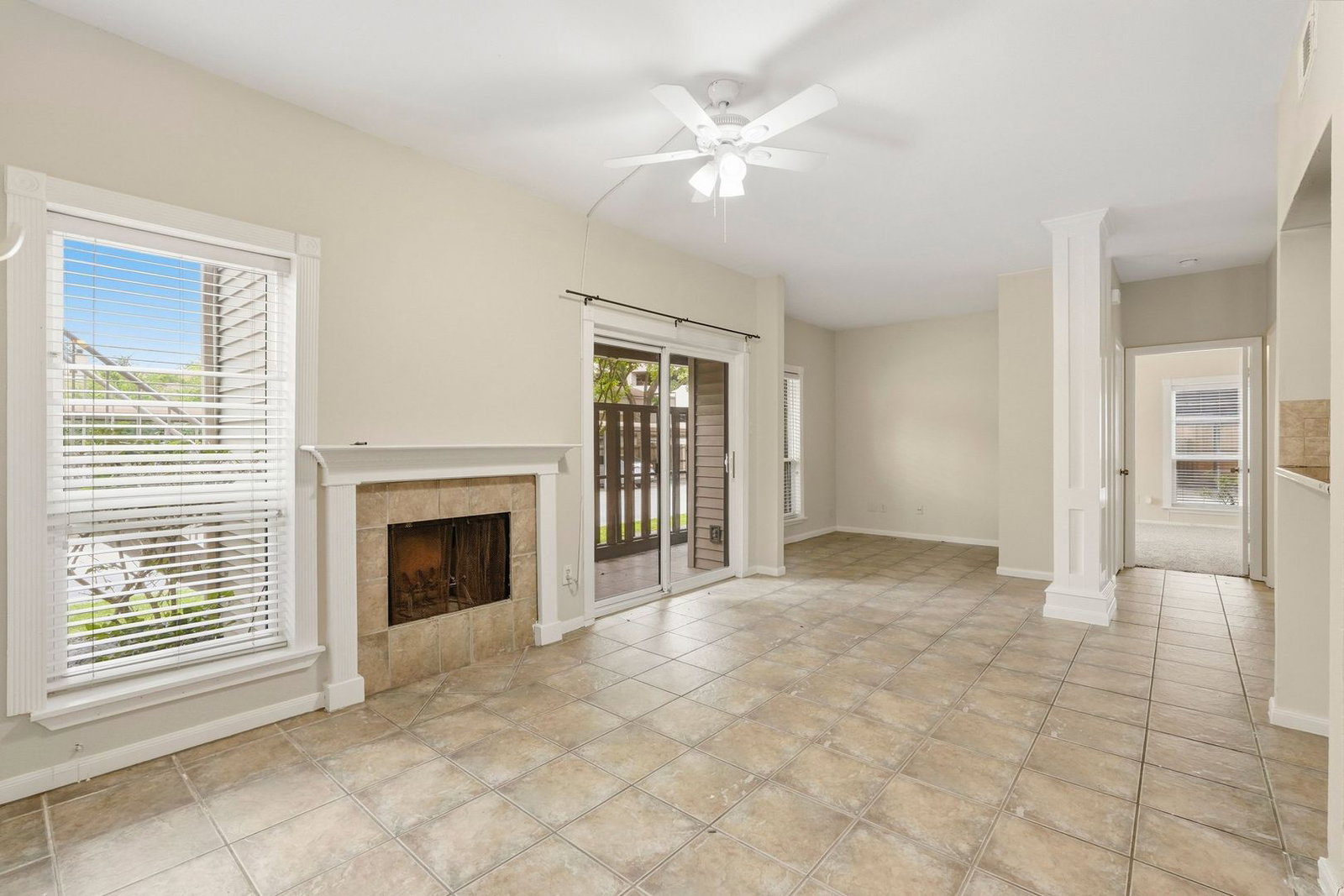 Gallery Image 0