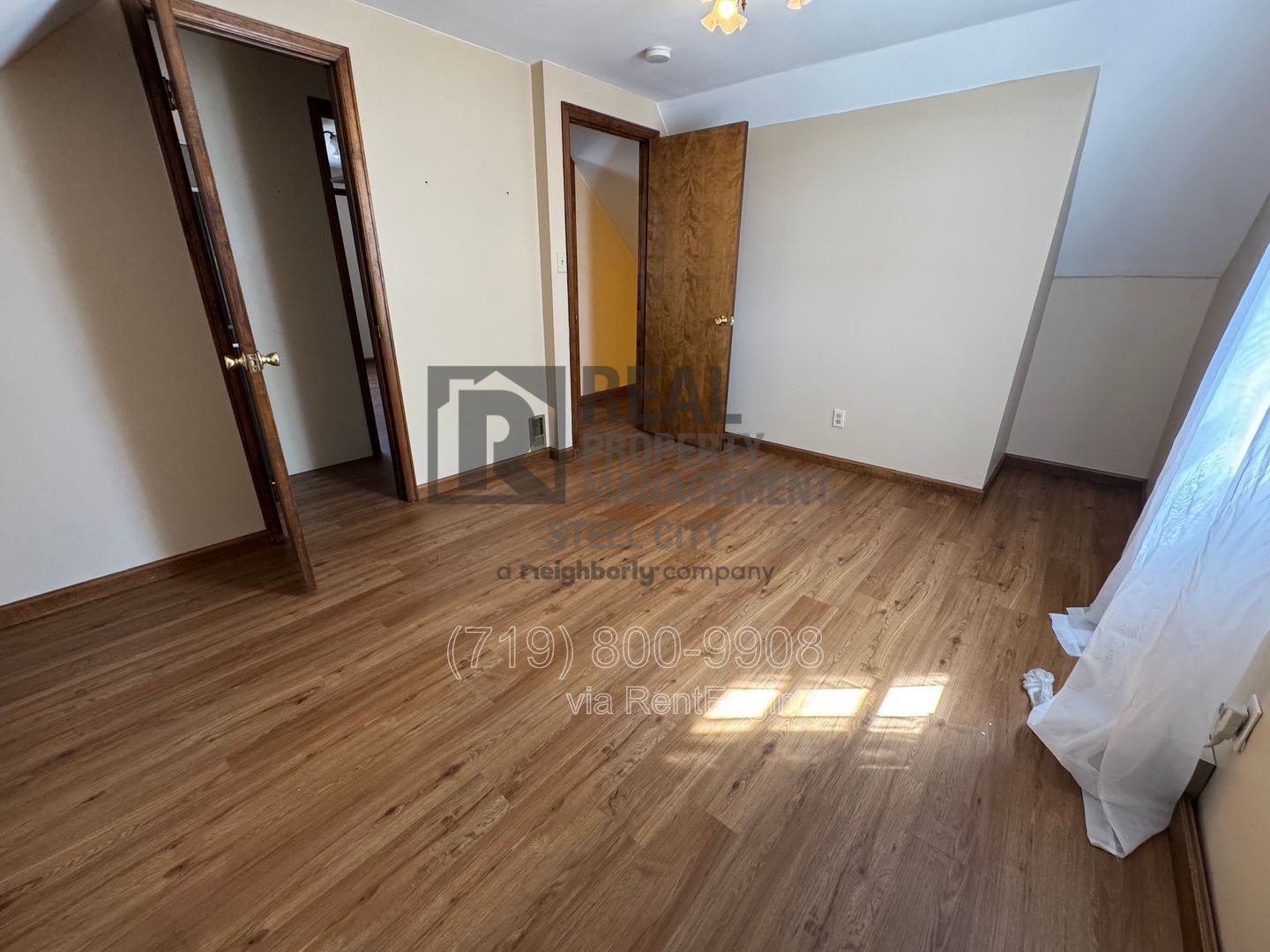 Gallery Image 28