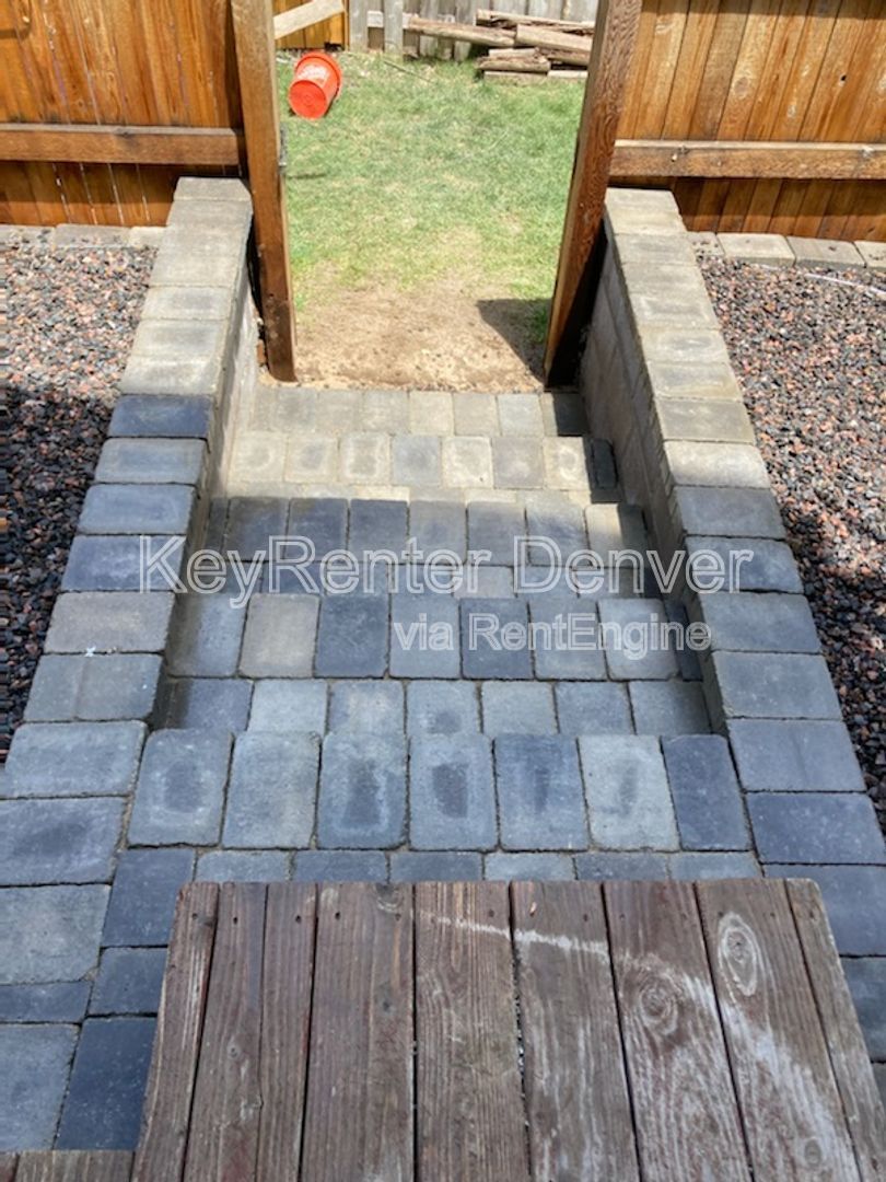 Gallery Image 14