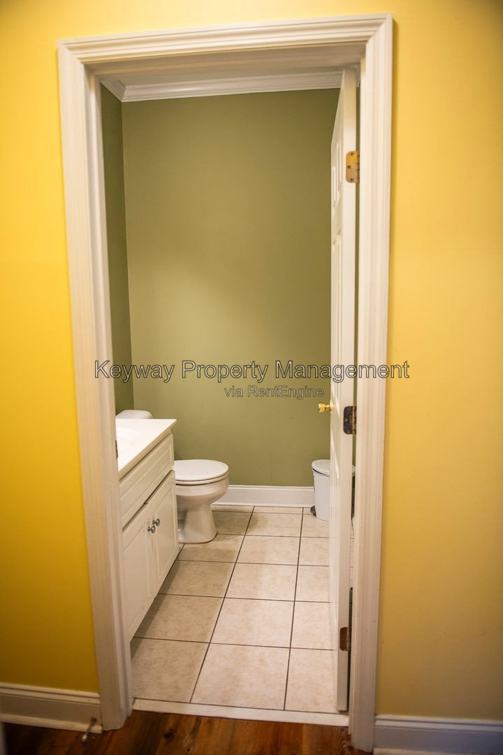 Gallery Image 13