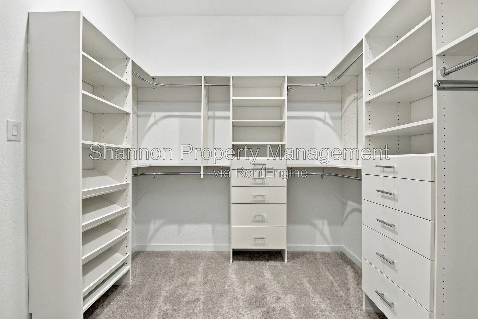 Gallery Image 17