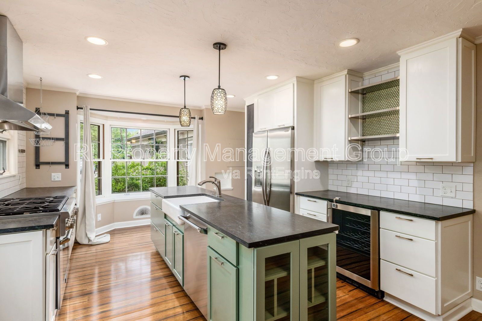 Gallery Image 15