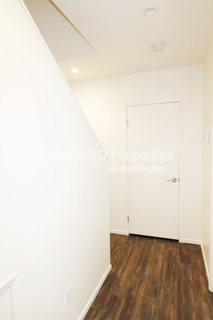 Gallery Image 14