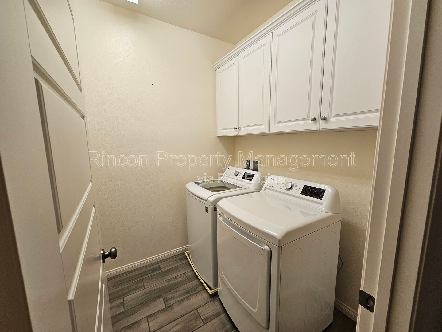 Gallery Image 17