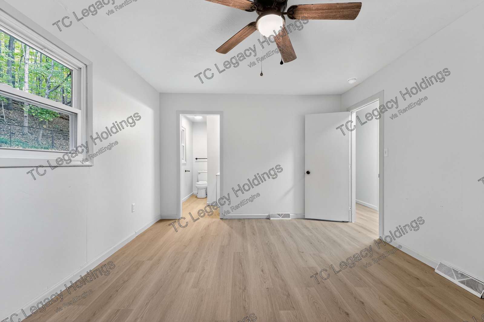 Gallery Image 19