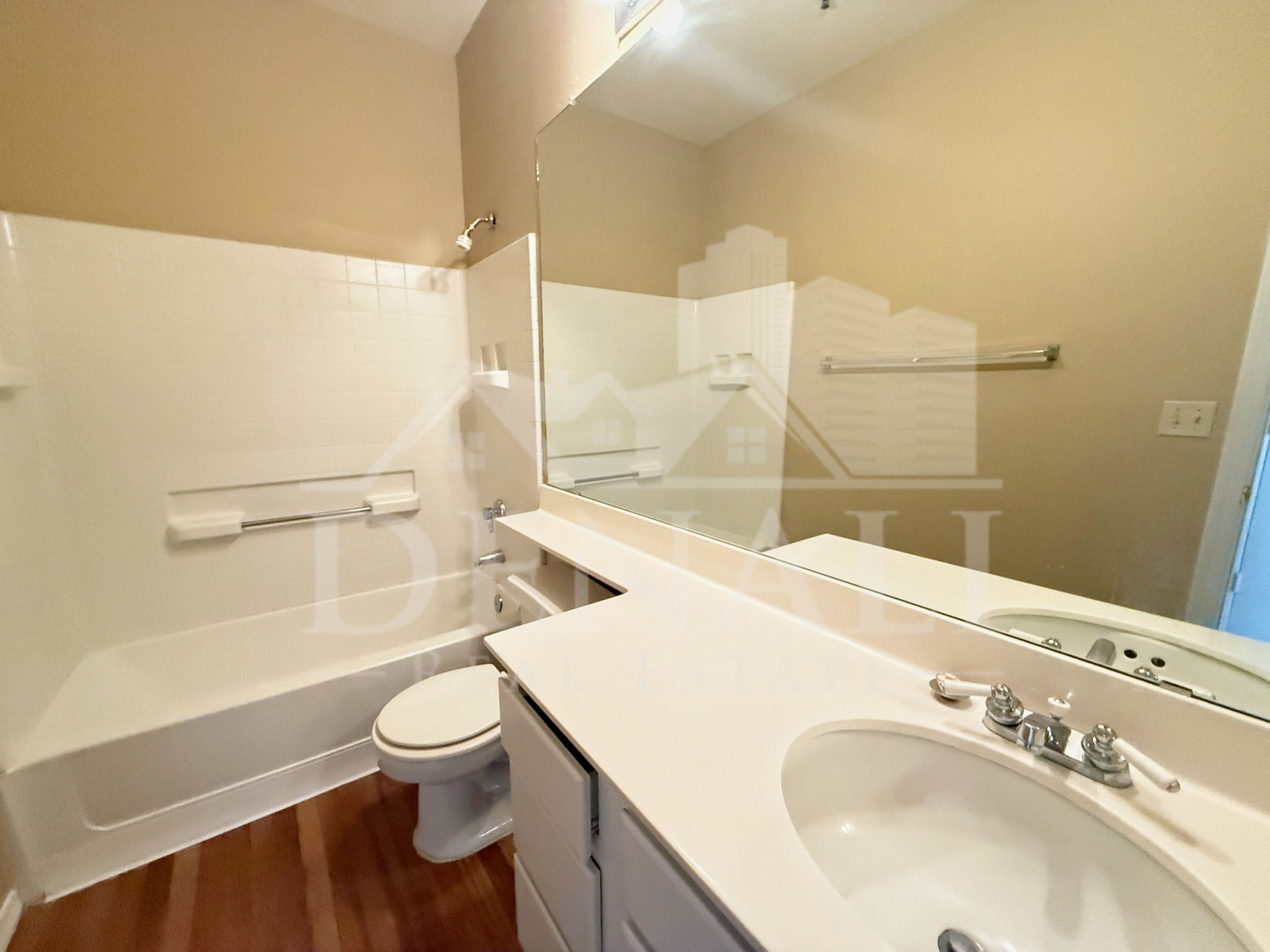 Gallery Image 15