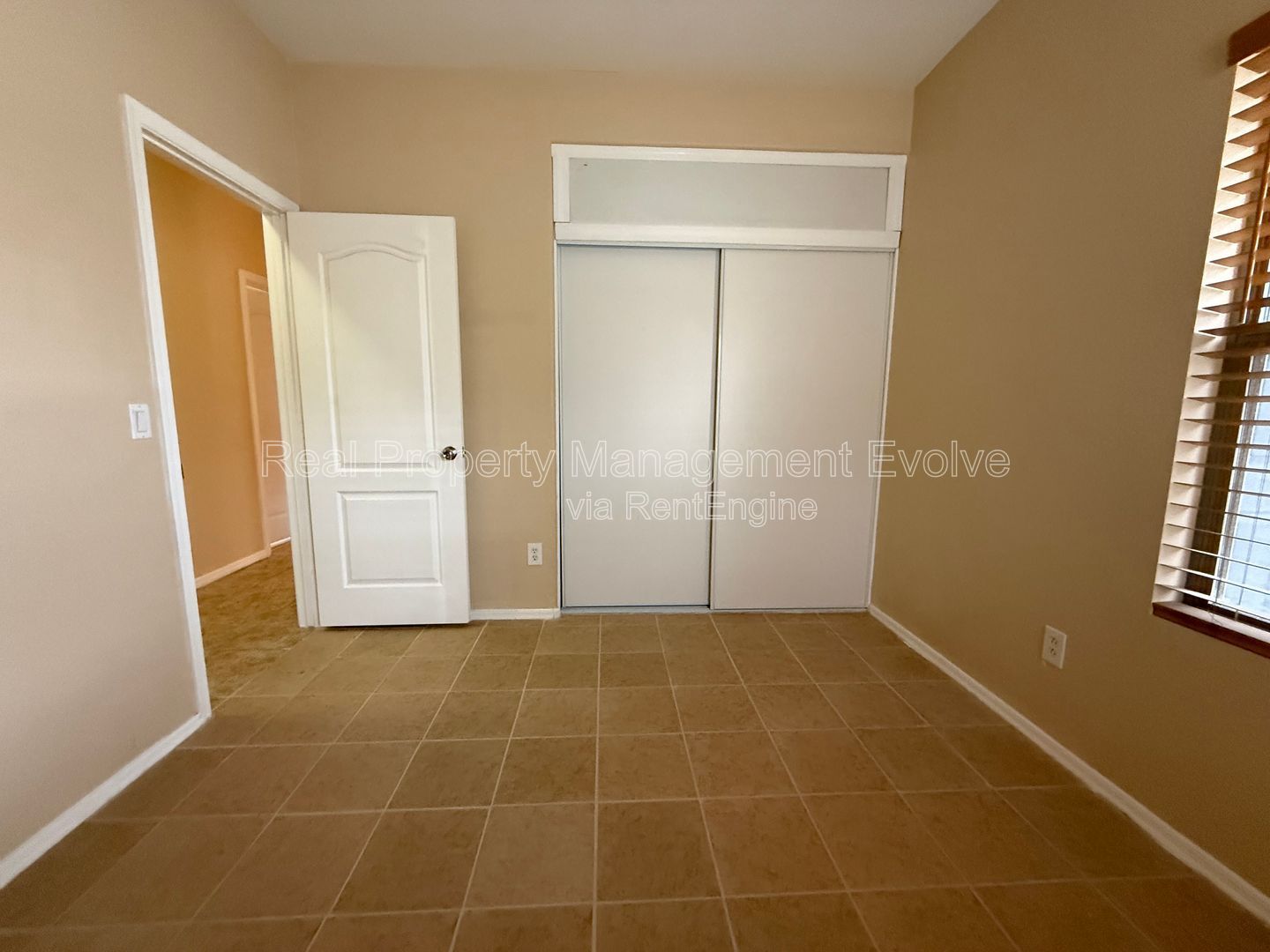 Gallery Image 19