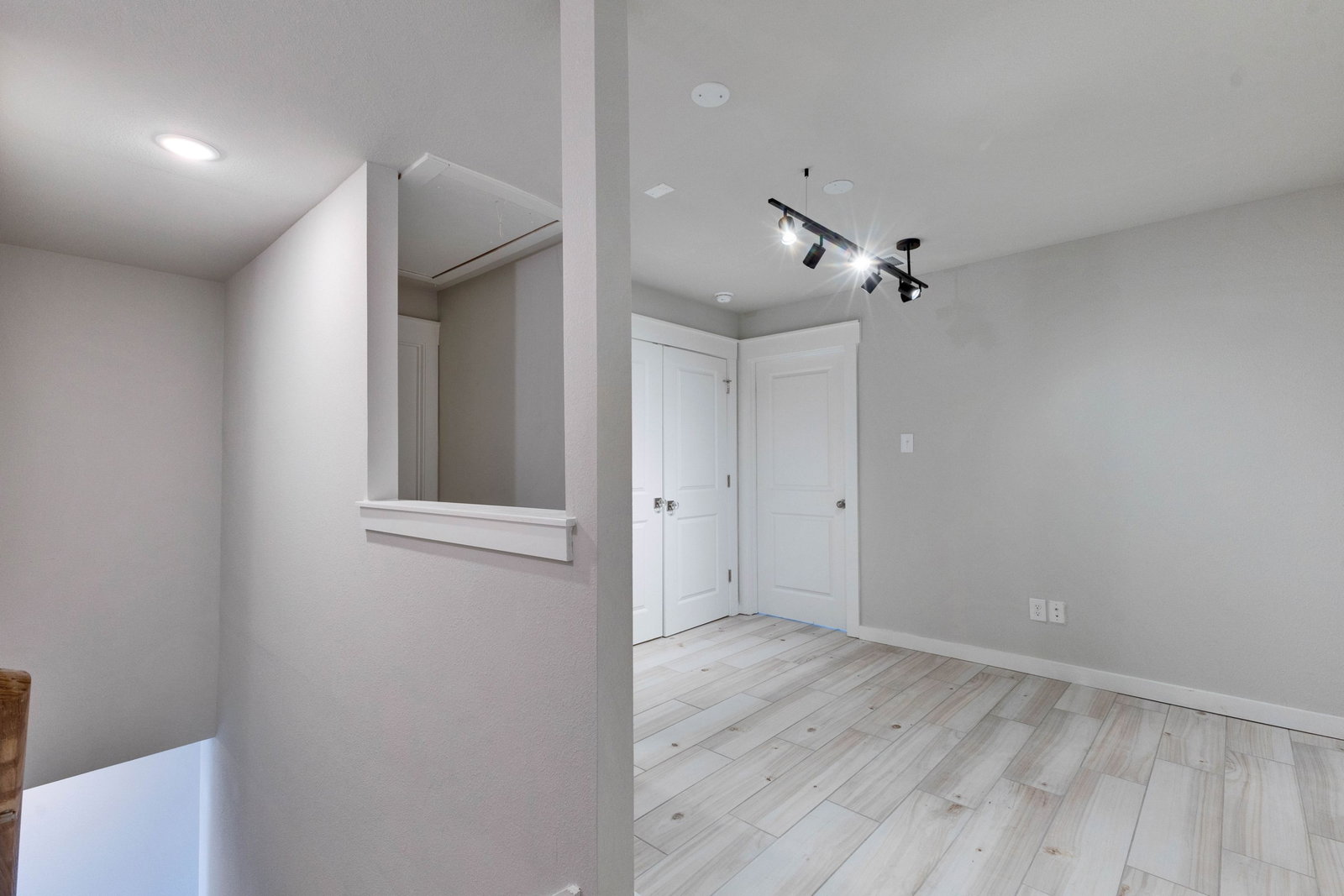 Gallery Image 18