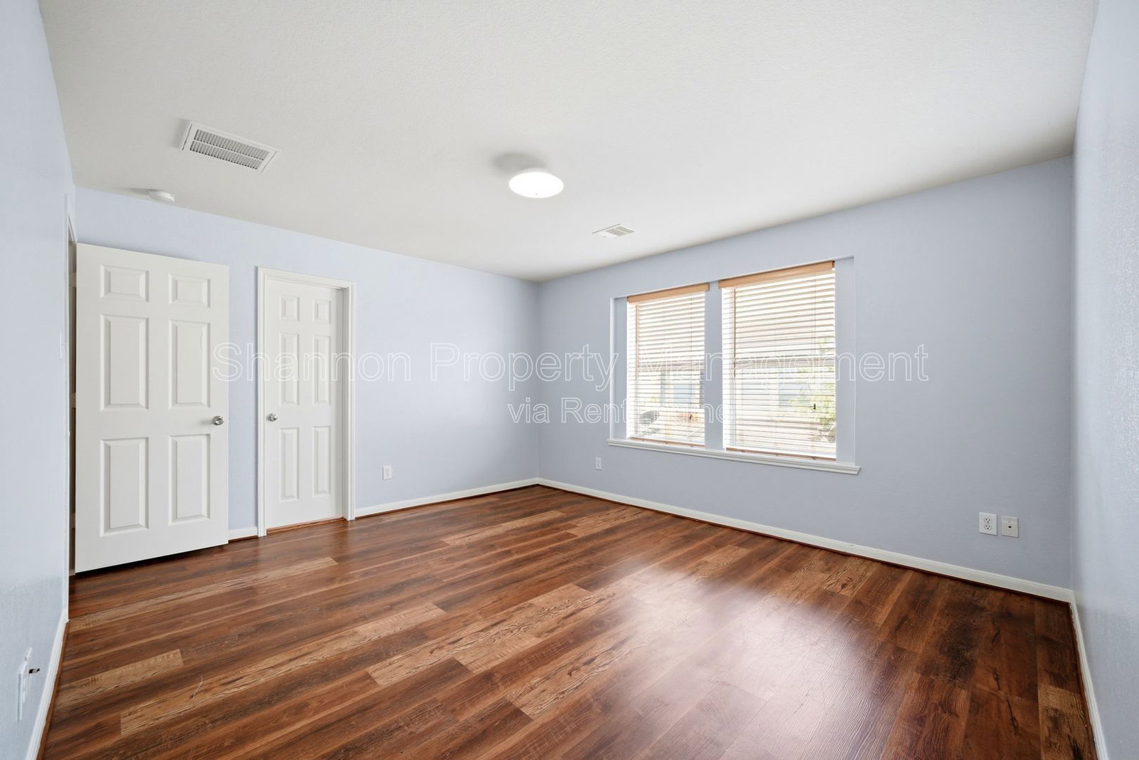Gallery Image 17