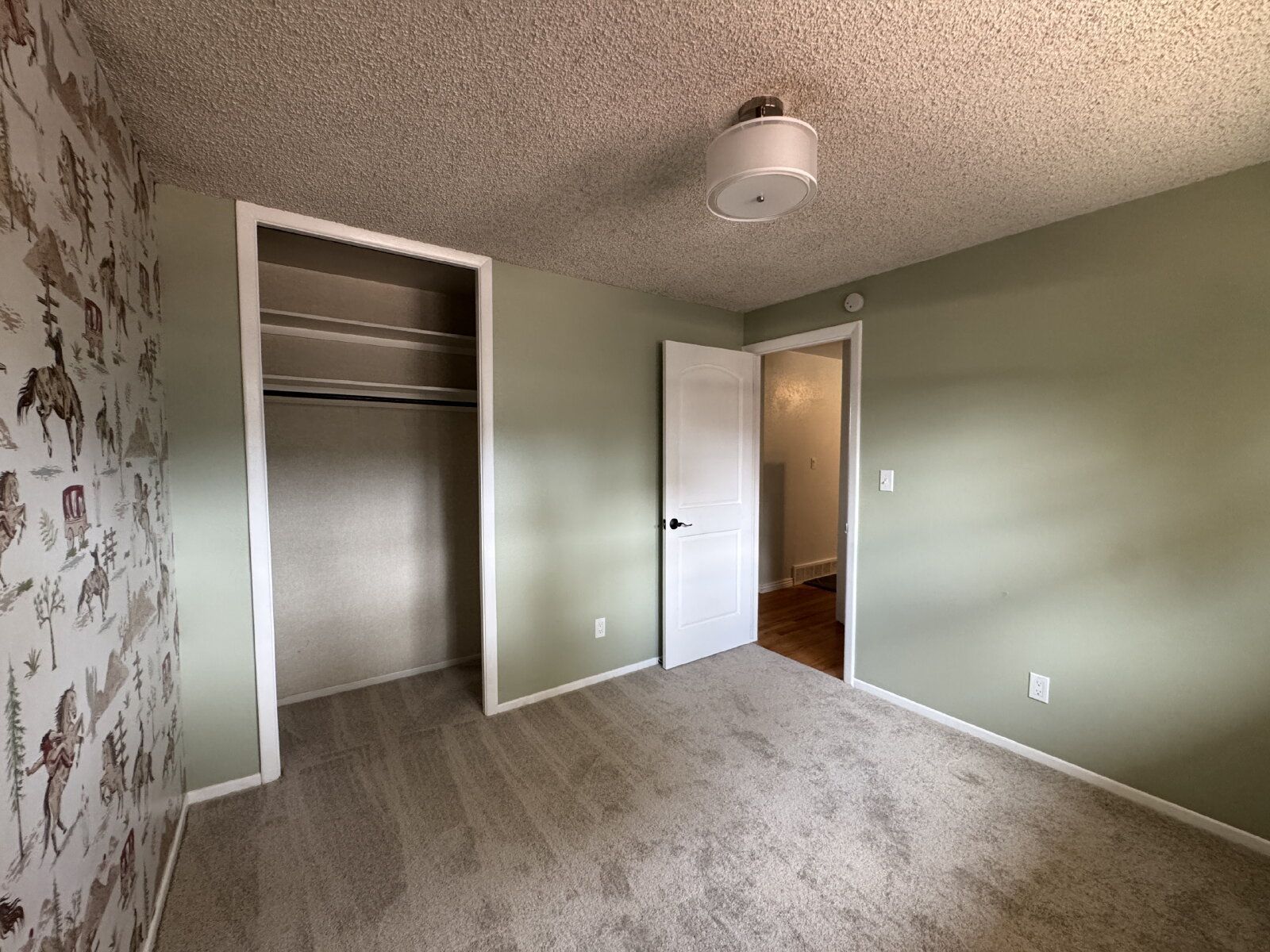 Gallery Image 17