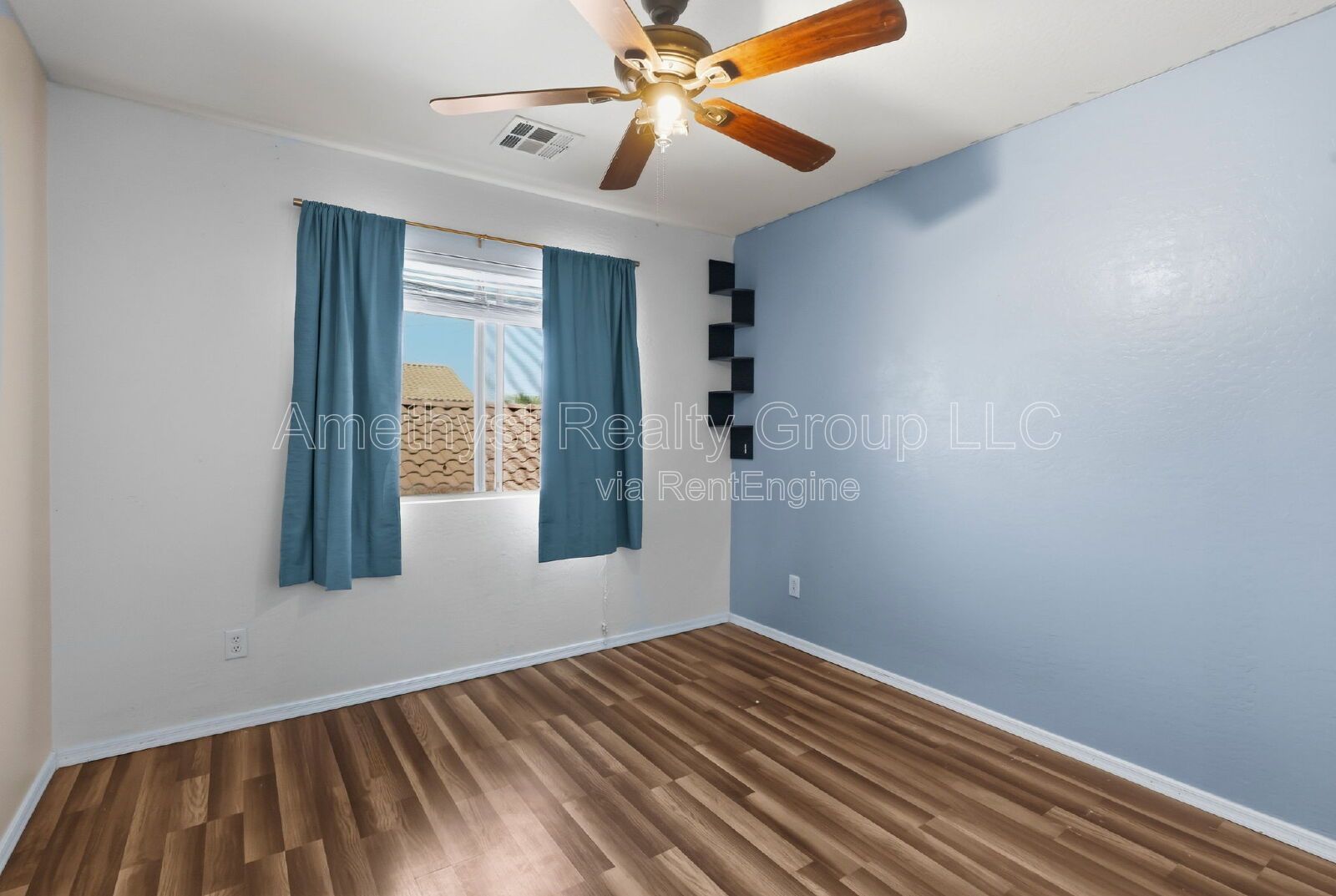 Gallery Image 25