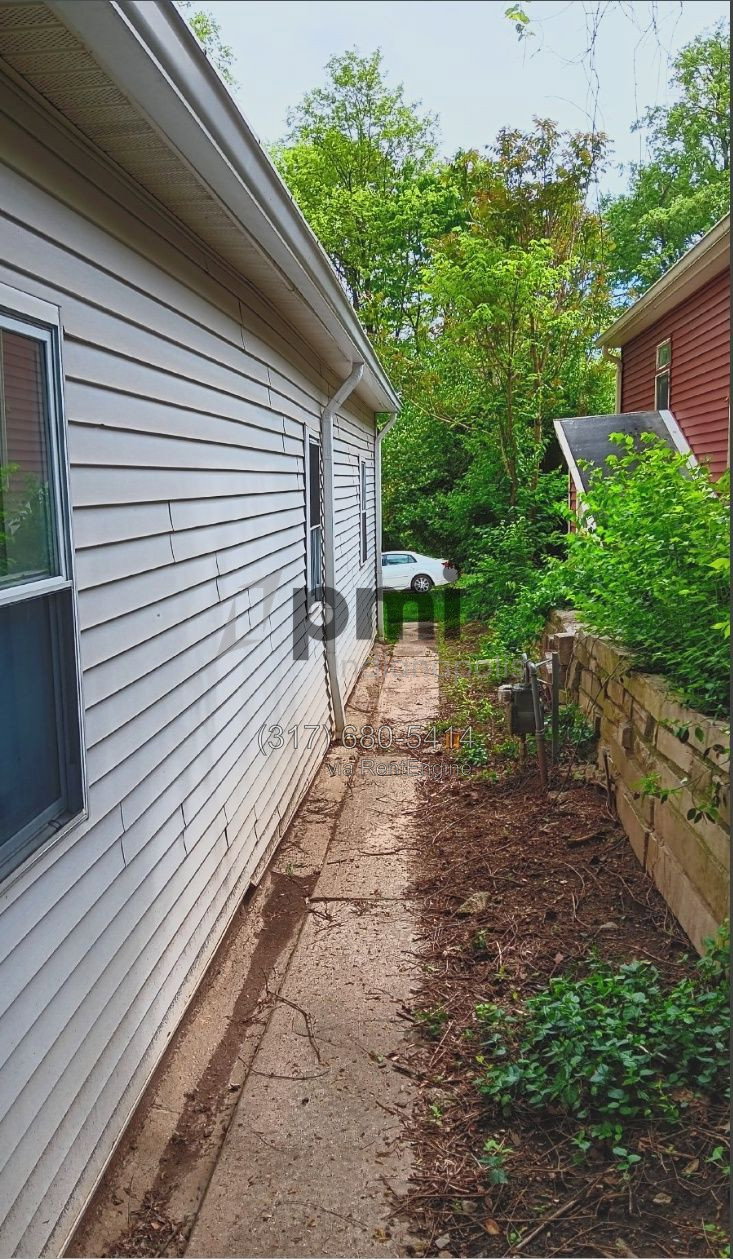 Gallery Image 16