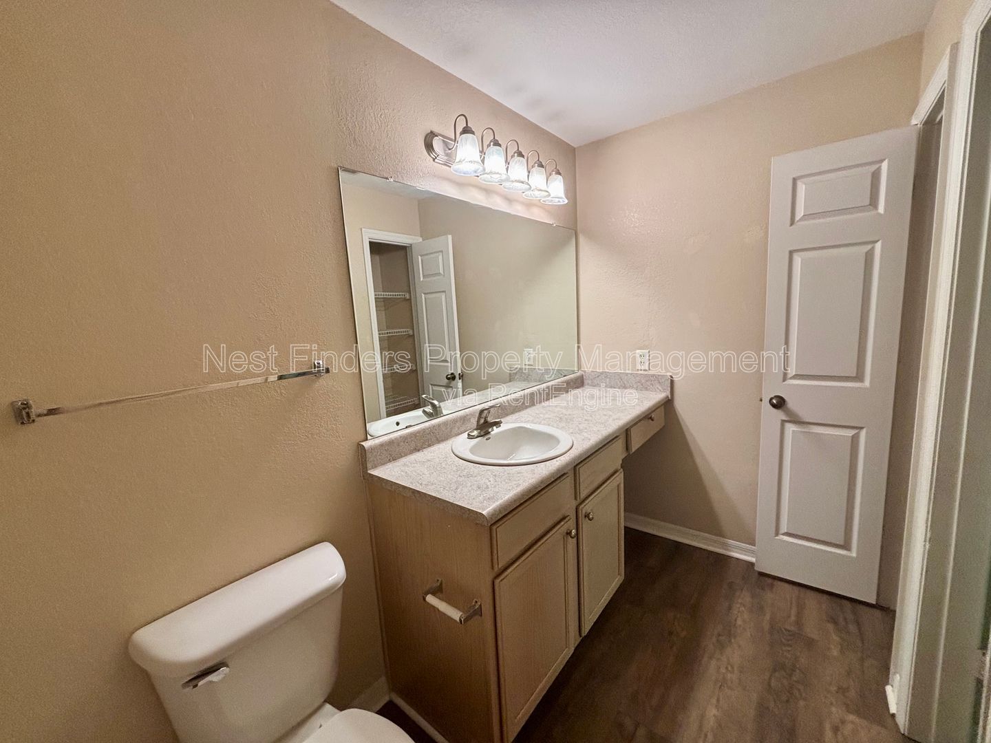 Gallery Image 9