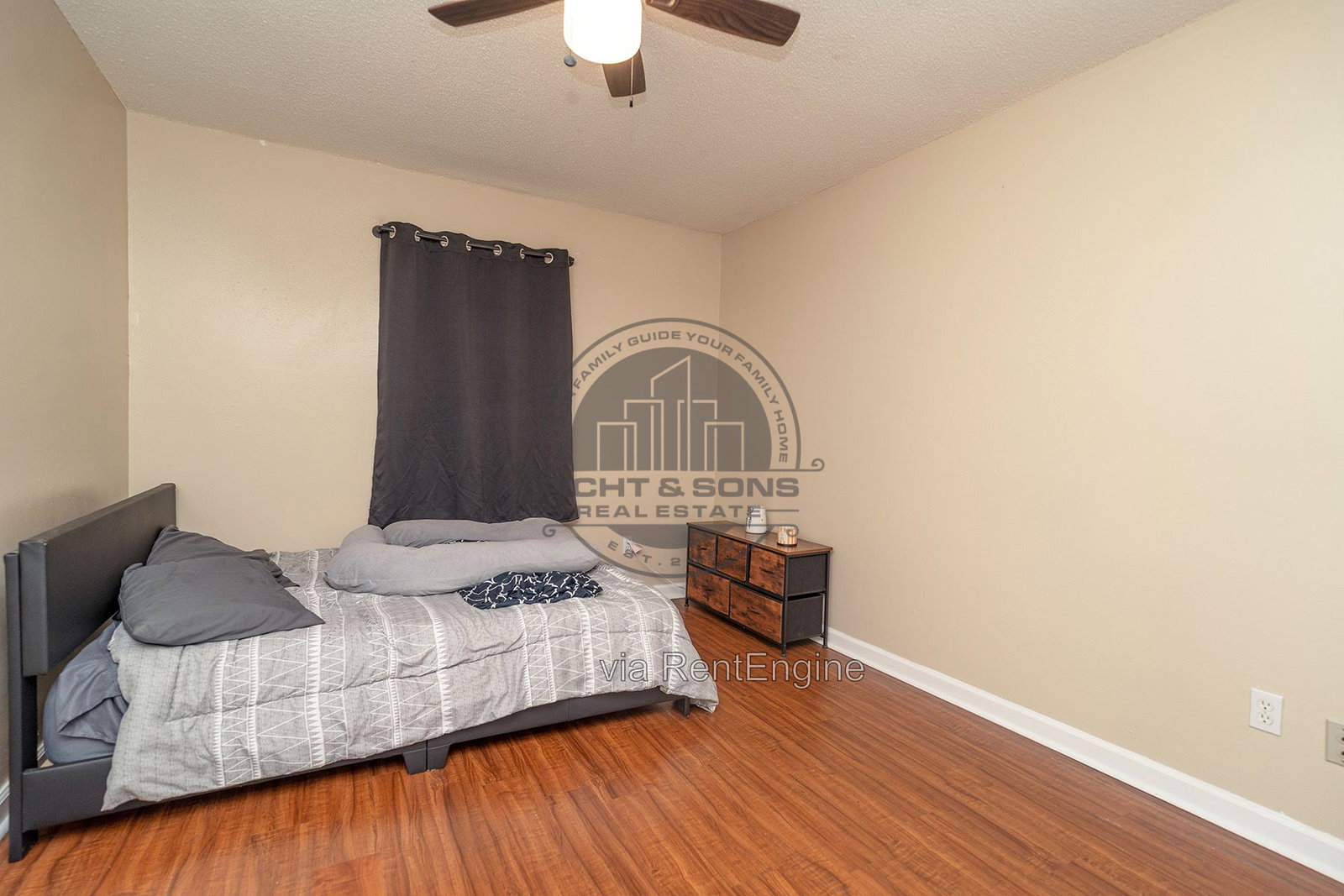 Gallery Image 16