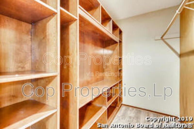 Gallery Image 16