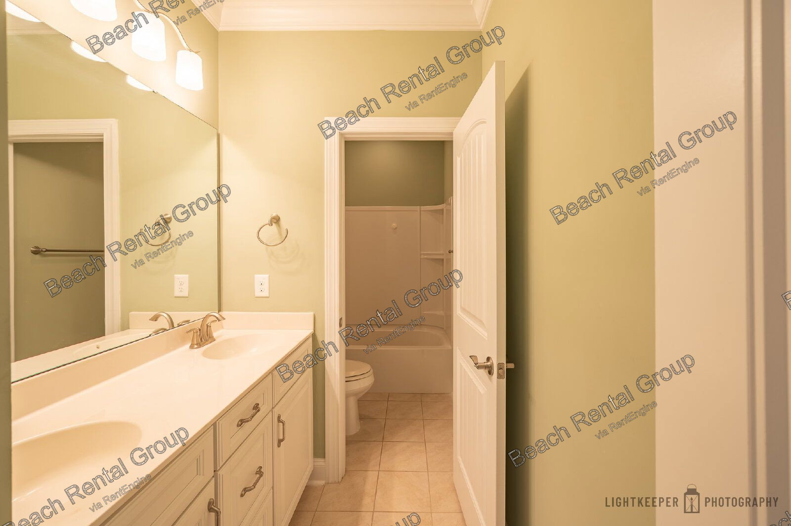 Gallery Image 17