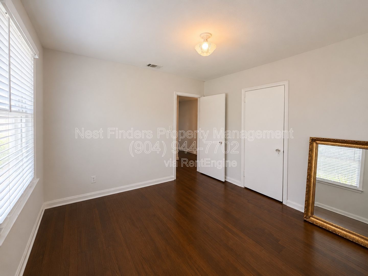 Gallery Image 17