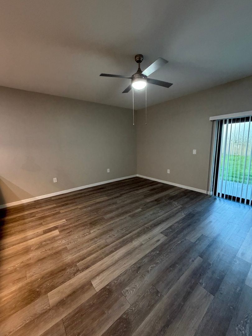 Gallery Image 18
