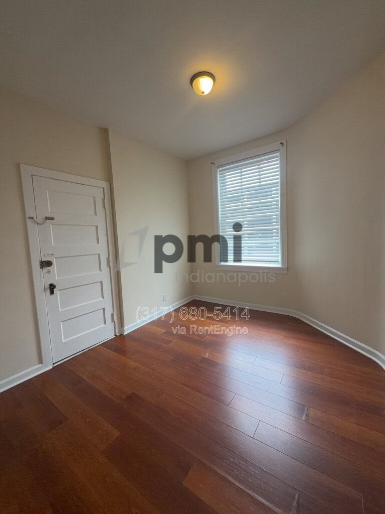 Gallery Image 17