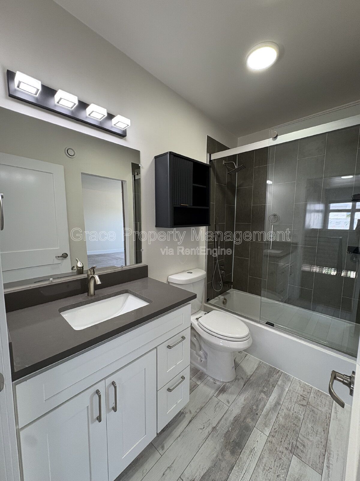 Gallery Image 25