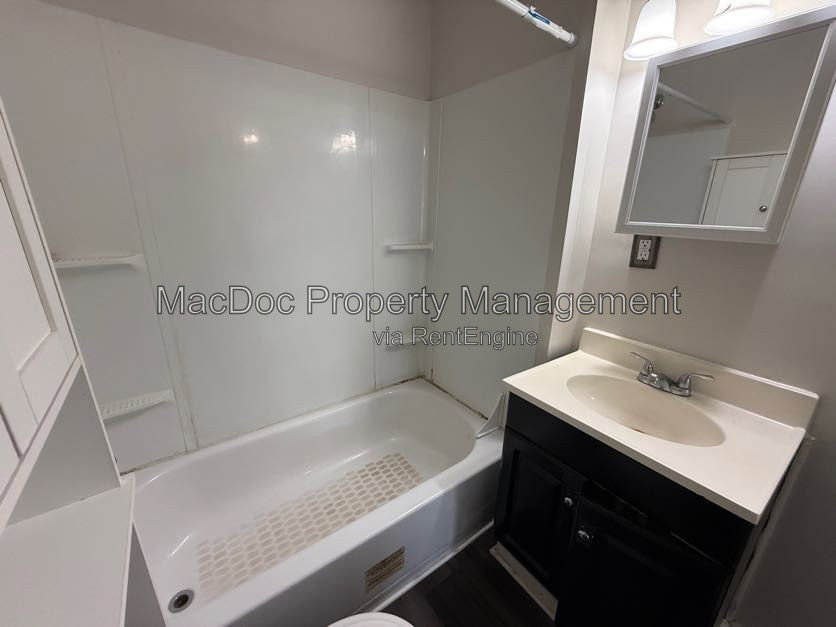 Gallery Image 22
