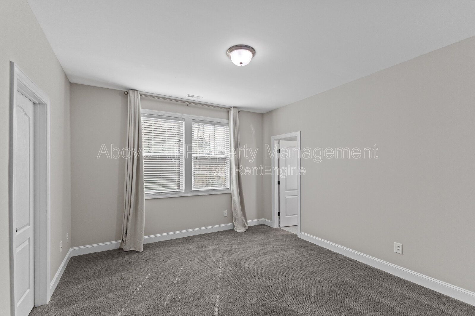Gallery Image 38