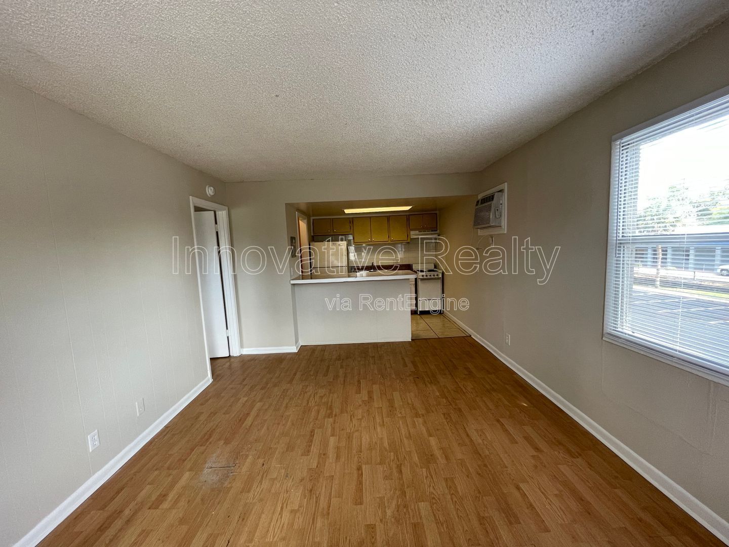 Gallery Image 0