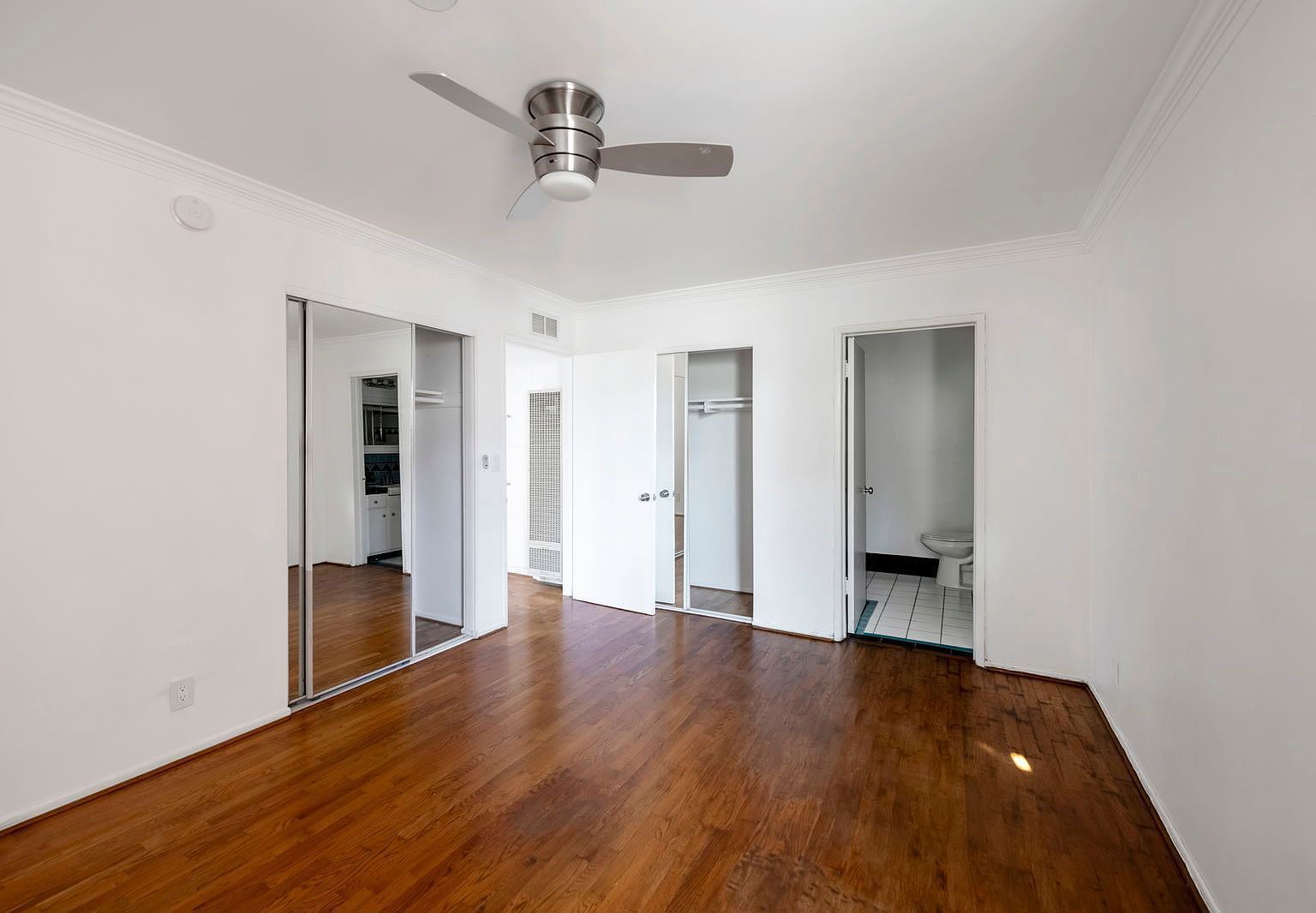 Gallery Image 12