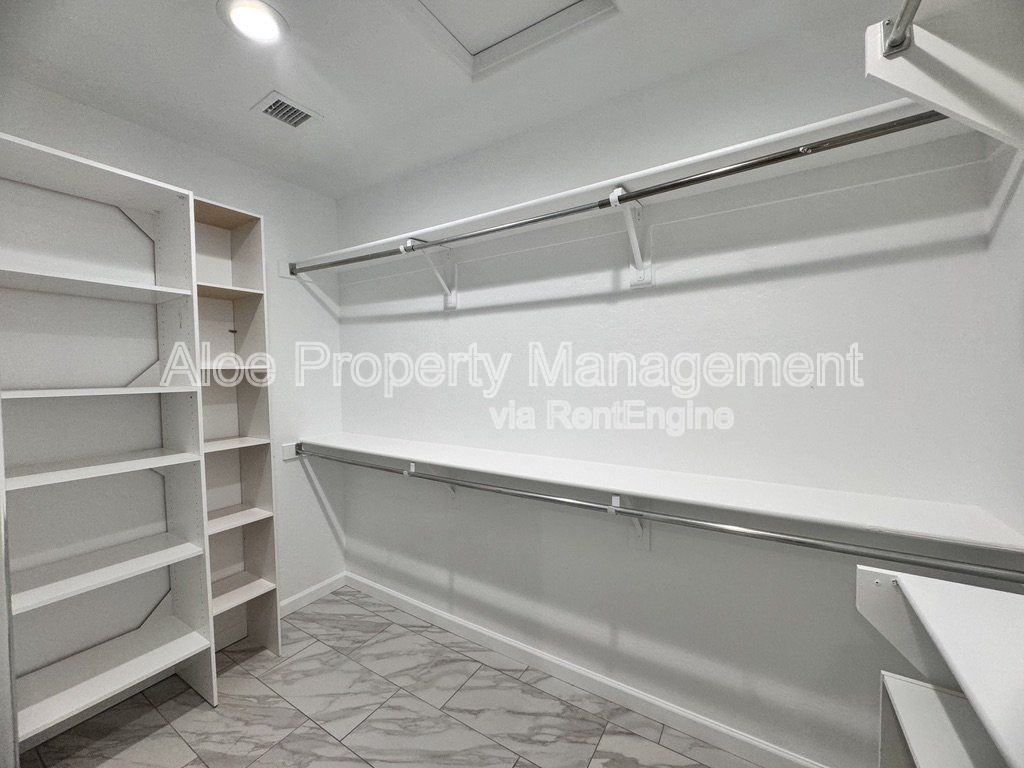 Gallery Image 21