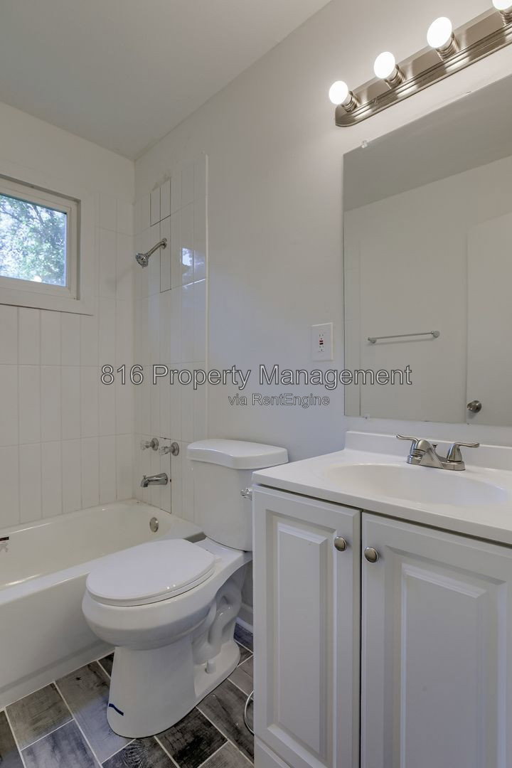 Gallery Image 13