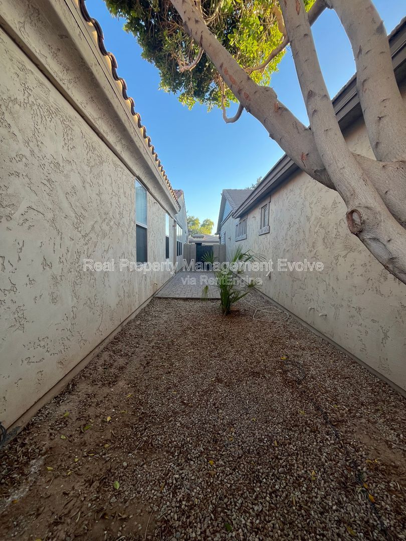 Gallery Image 34