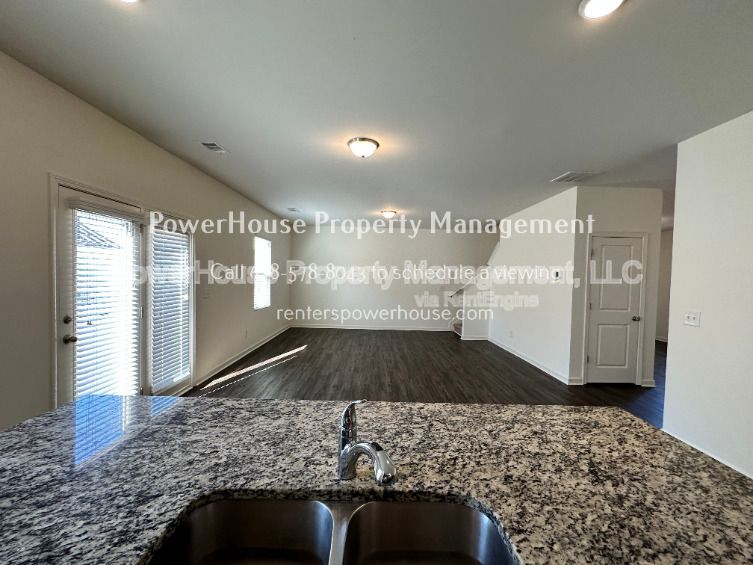 Gallery Image 38