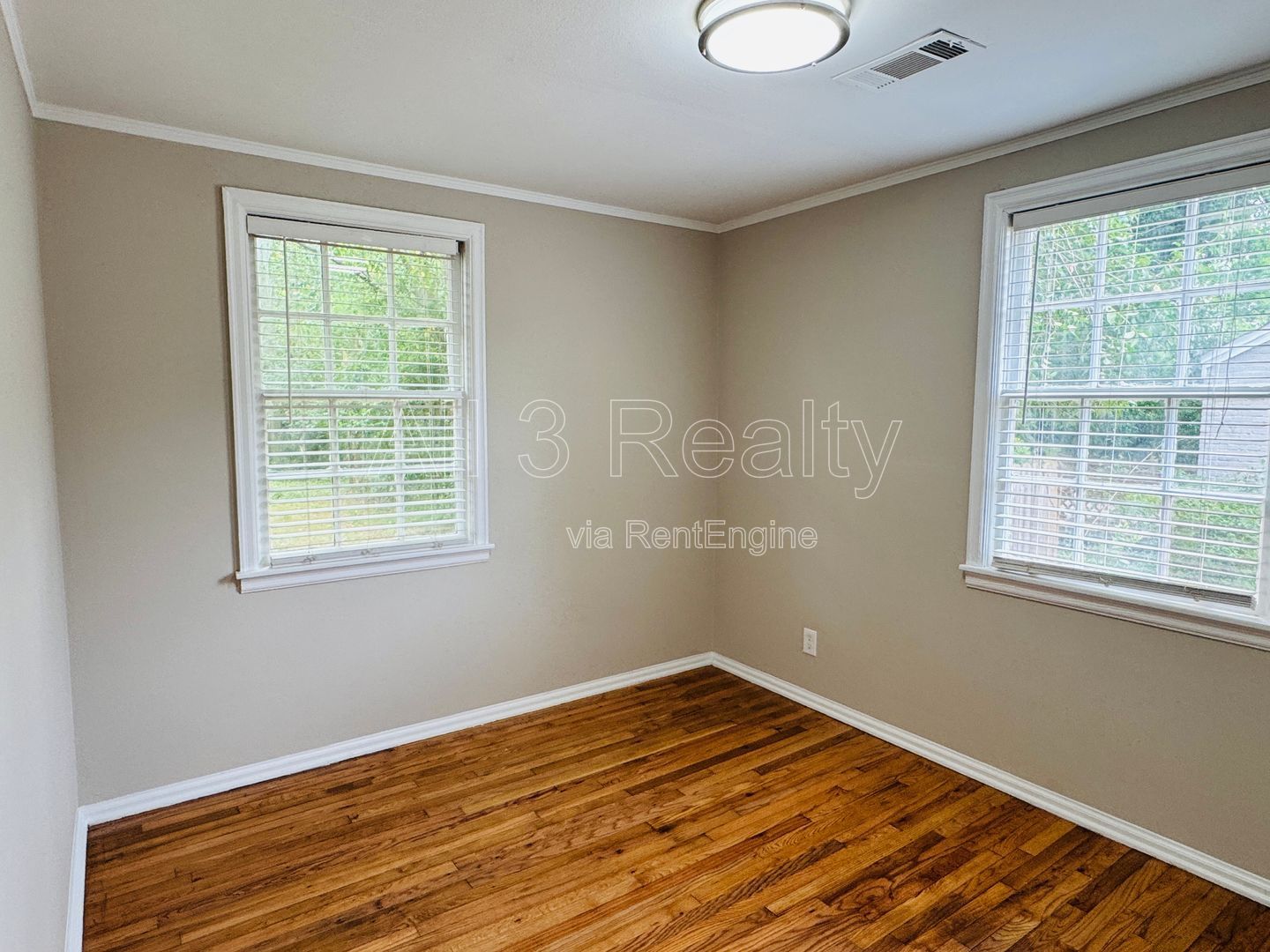 Gallery Image 18