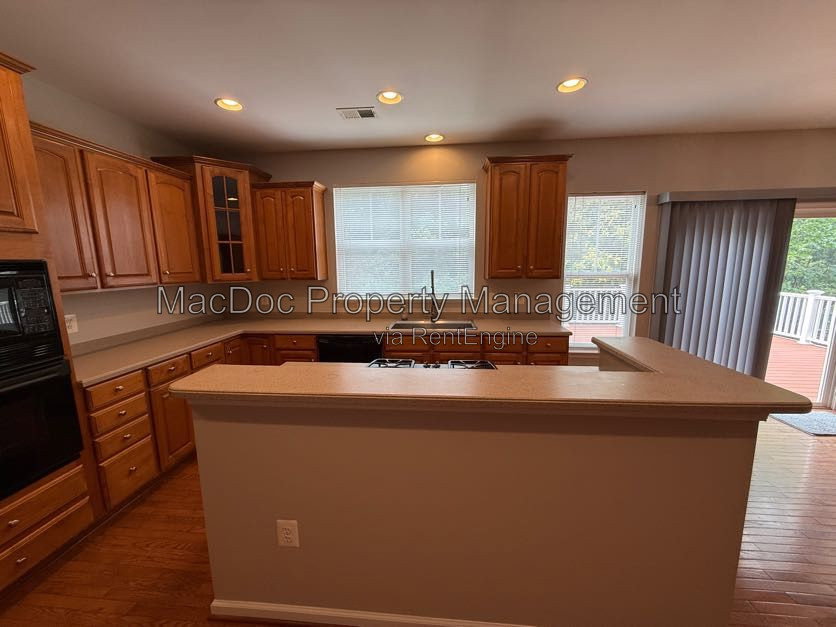 Gallery Image 30