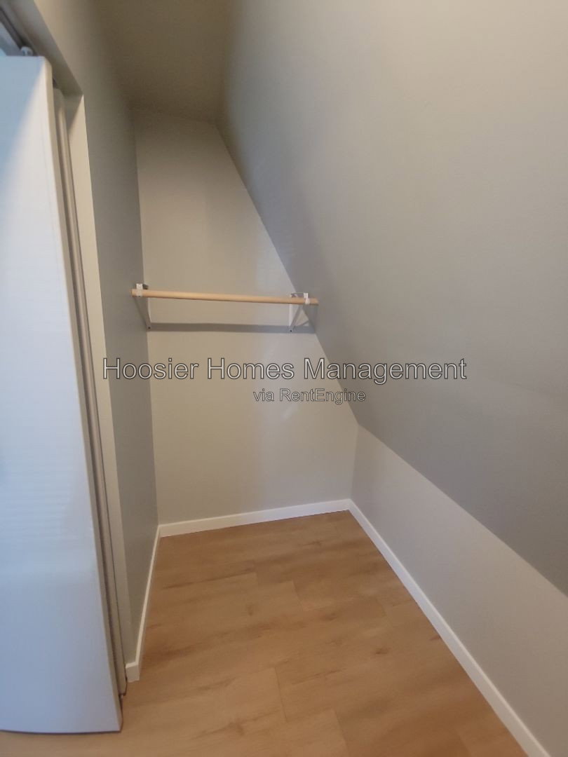 Gallery Image 0