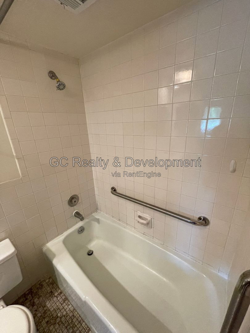 Gallery Image 14