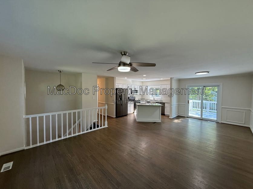 Gallery Image 16